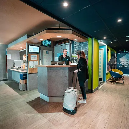 Отель Ibis Budget Est 2*