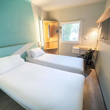 Отель Ibis Budget Est