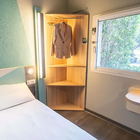 호텔 Ibis Budget Est 2*